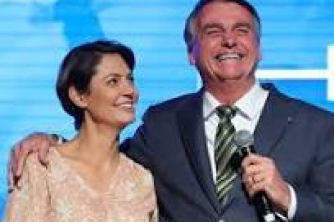 Bolsonaro e Michelle em Aracaju na campanha